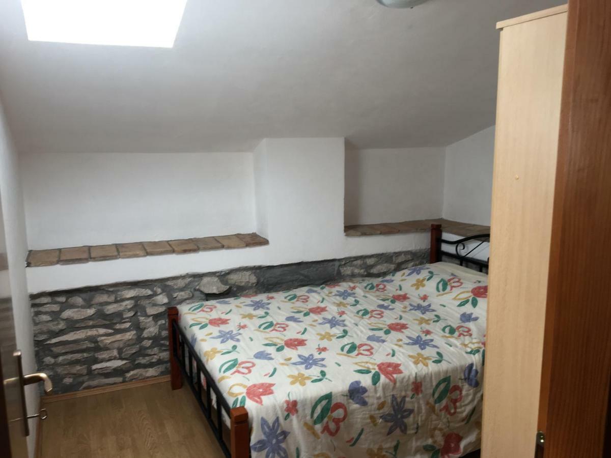 Holiday House Catela Rakalj Luaran gambar
